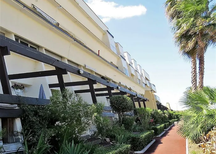 Naturist Cap In Loft Agde