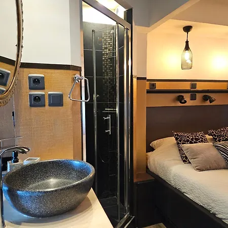 Naturist Cap In Loft Agde