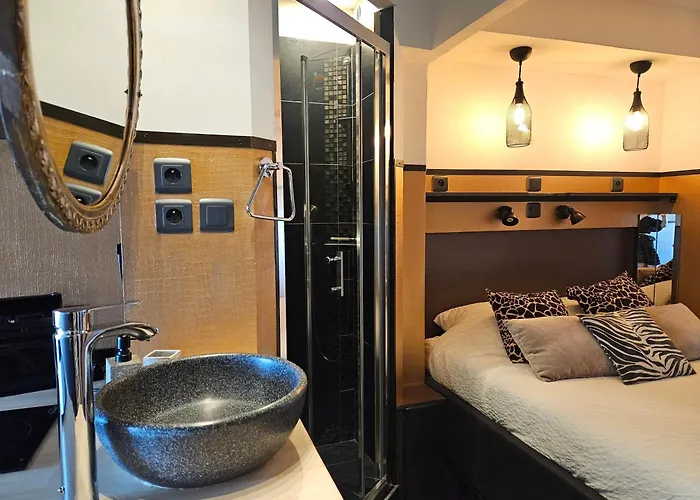 Naturist Cap In Loft Agde