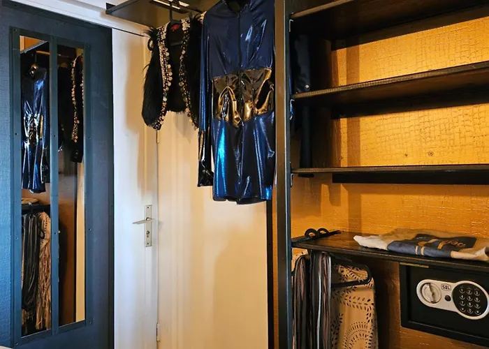 Naturist Cap In Loft